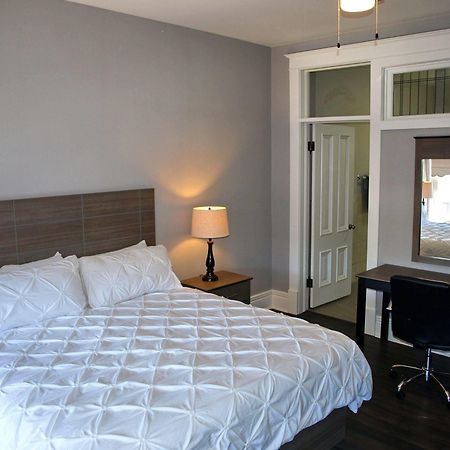 Cornerstone Inn Washington ภายนอก รูปภาพ