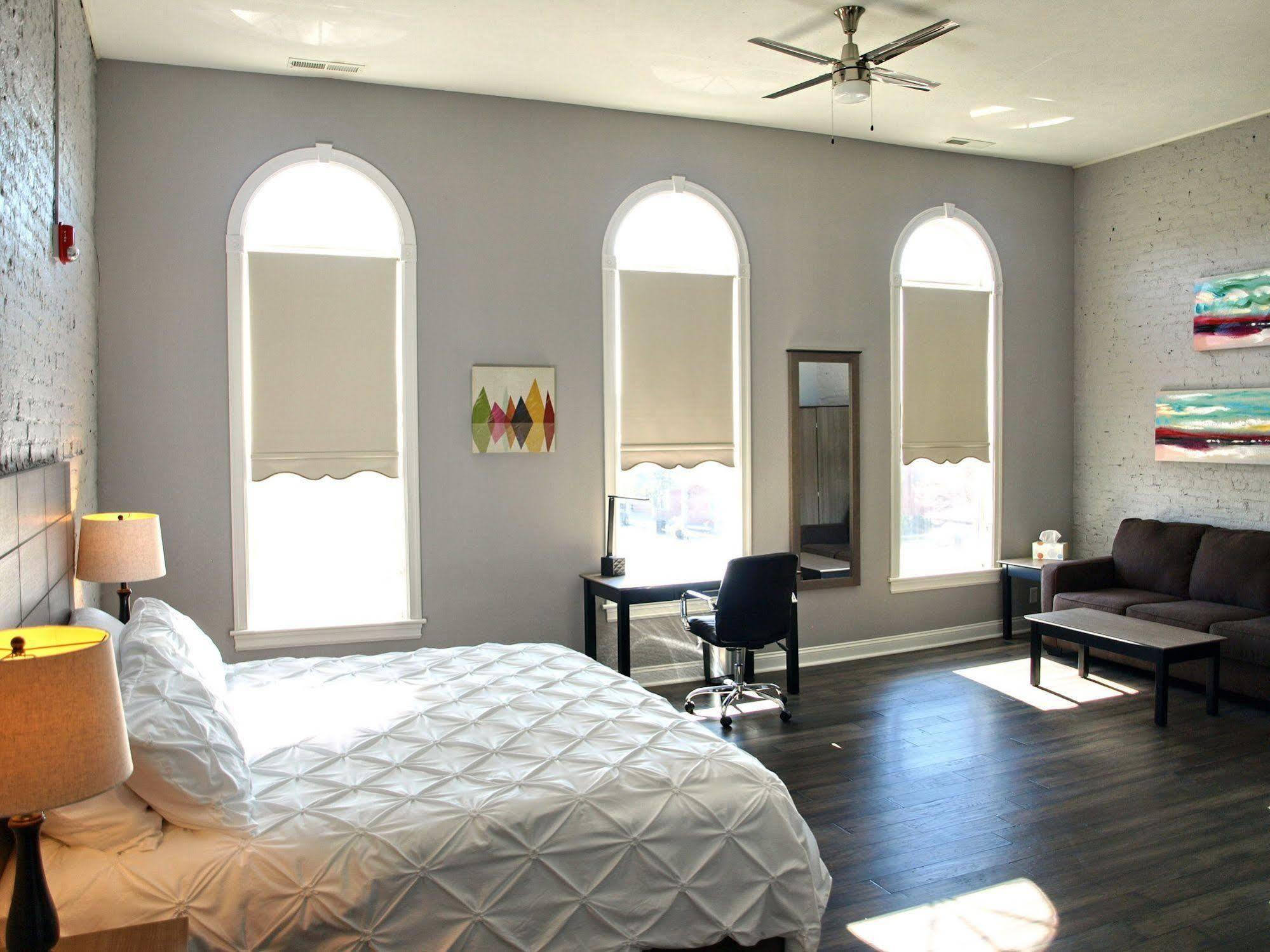 Cornerstone Inn Washington ภายนอก รูปภาพ