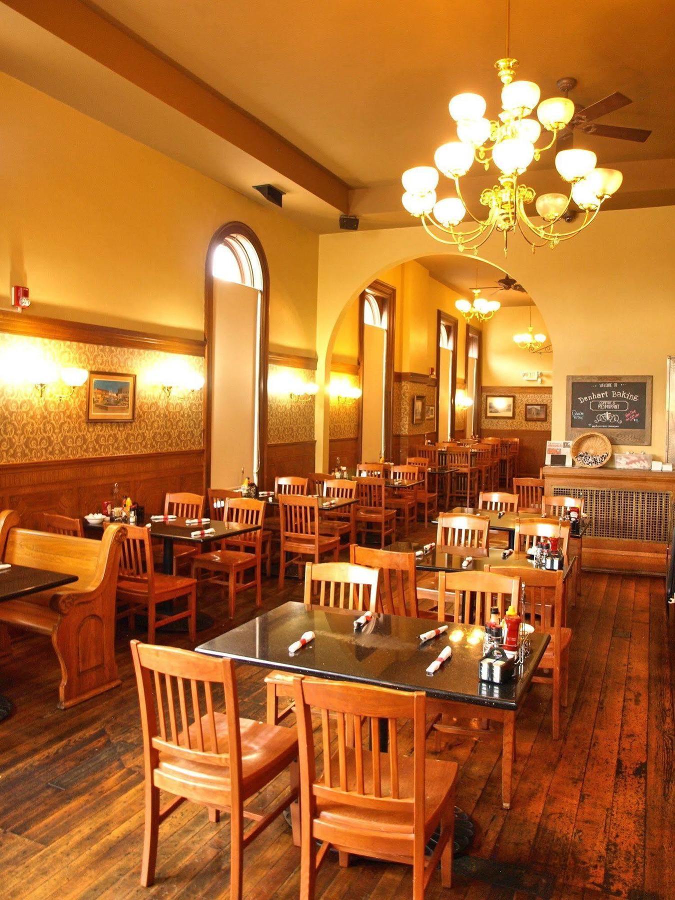 Cornerstone Inn Washington ภายนอก รูปภาพ