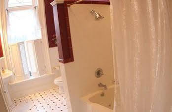 Cornerstone Inn Washington ภายนอก รูปภาพ